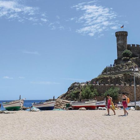 2 Bedroom Amazing Apartment In Tossa De Mar Exterior foto