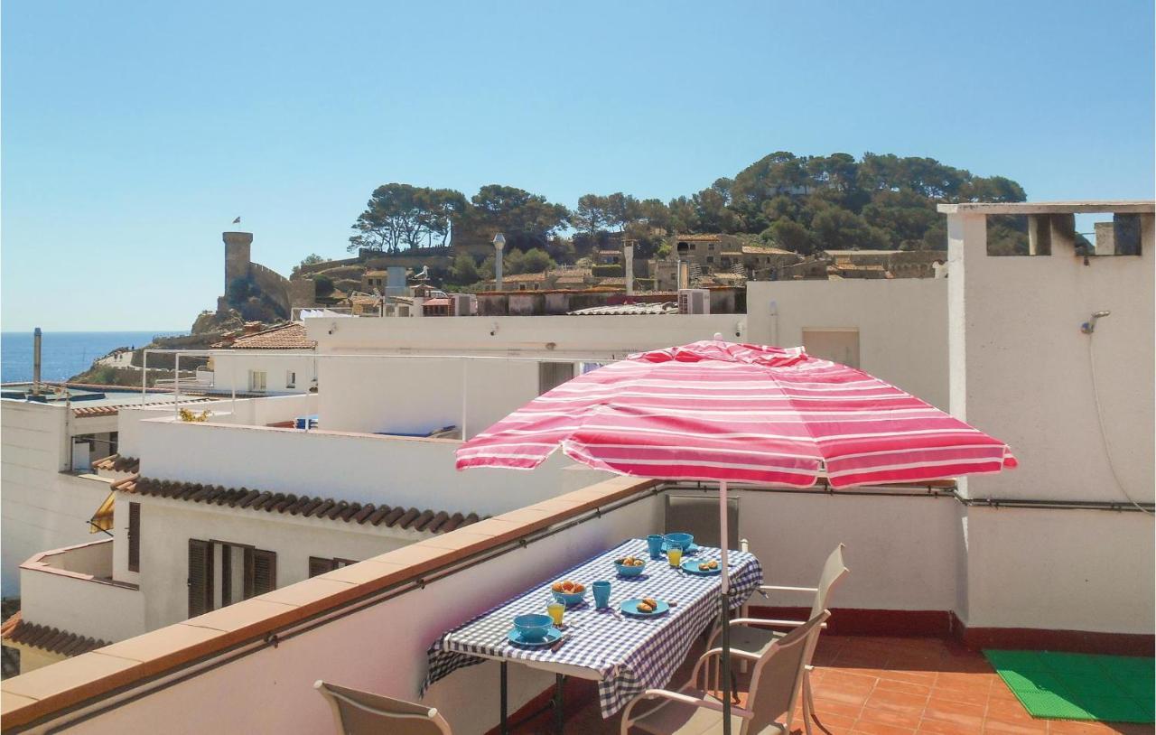 2 Bedroom Amazing Apartment In Tossa De Mar Exterior foto